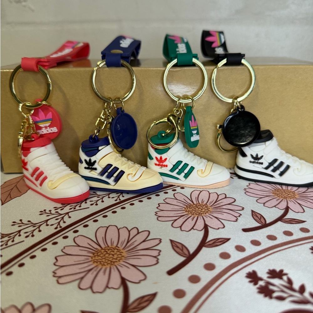 Fashion Multicolor Sneaker Keychains lot of 4 great quality